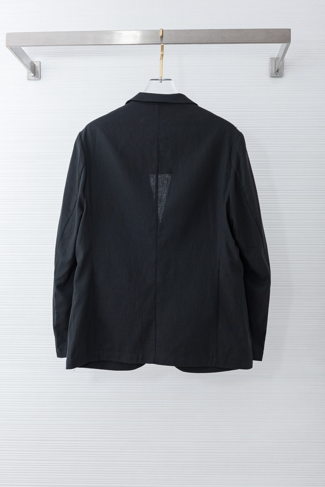 loro Piana诺悠翩雅 2026ss春夏新品 100%亚麻面料商务休闲西装#一贯的高品质标准，每一