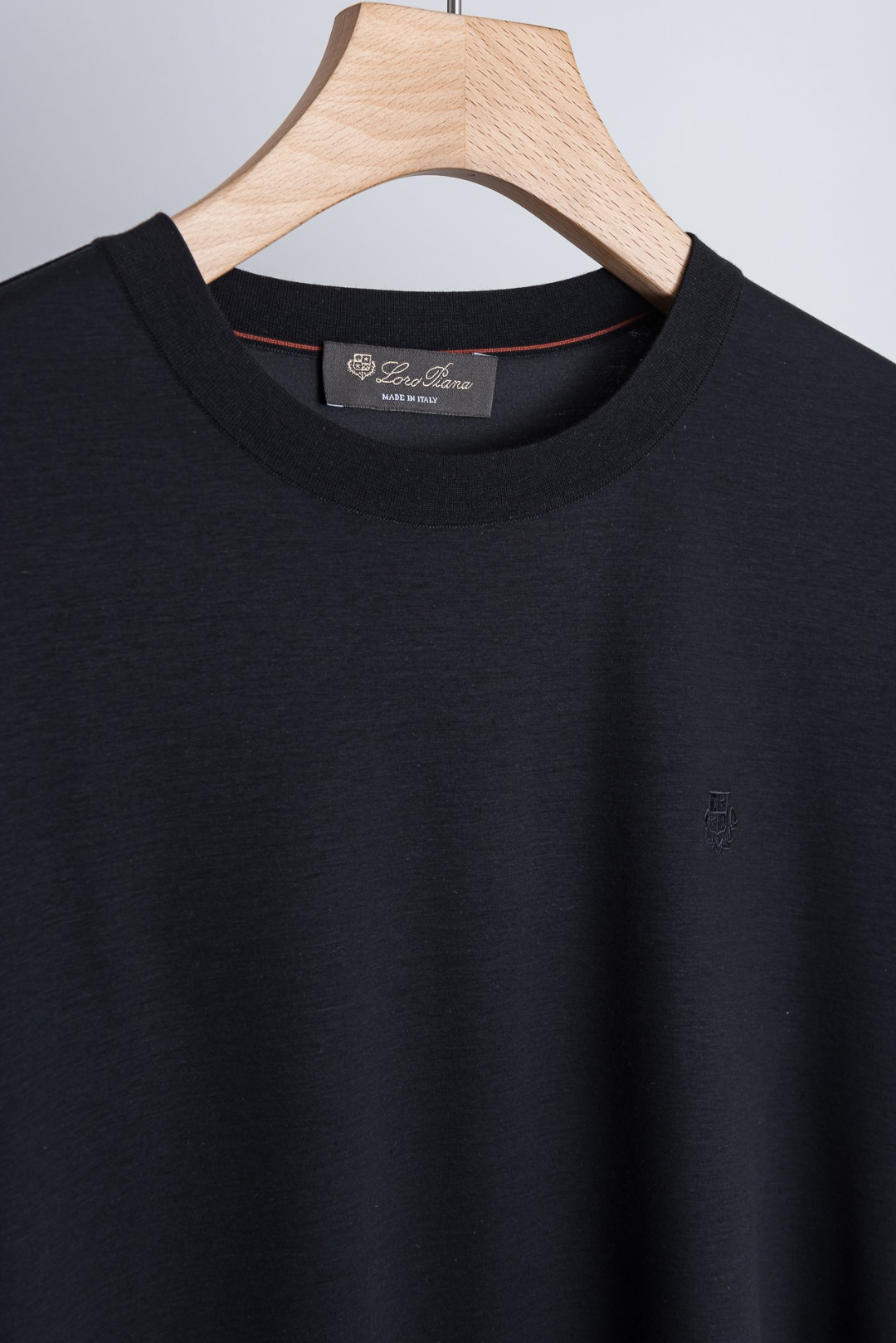 ☀️☀️Loro Piana诺悠翩雅26SS夏季新款顶级桑蚕丝面料 男士圆领短袖T恤#这款经由桑蚕丝打造