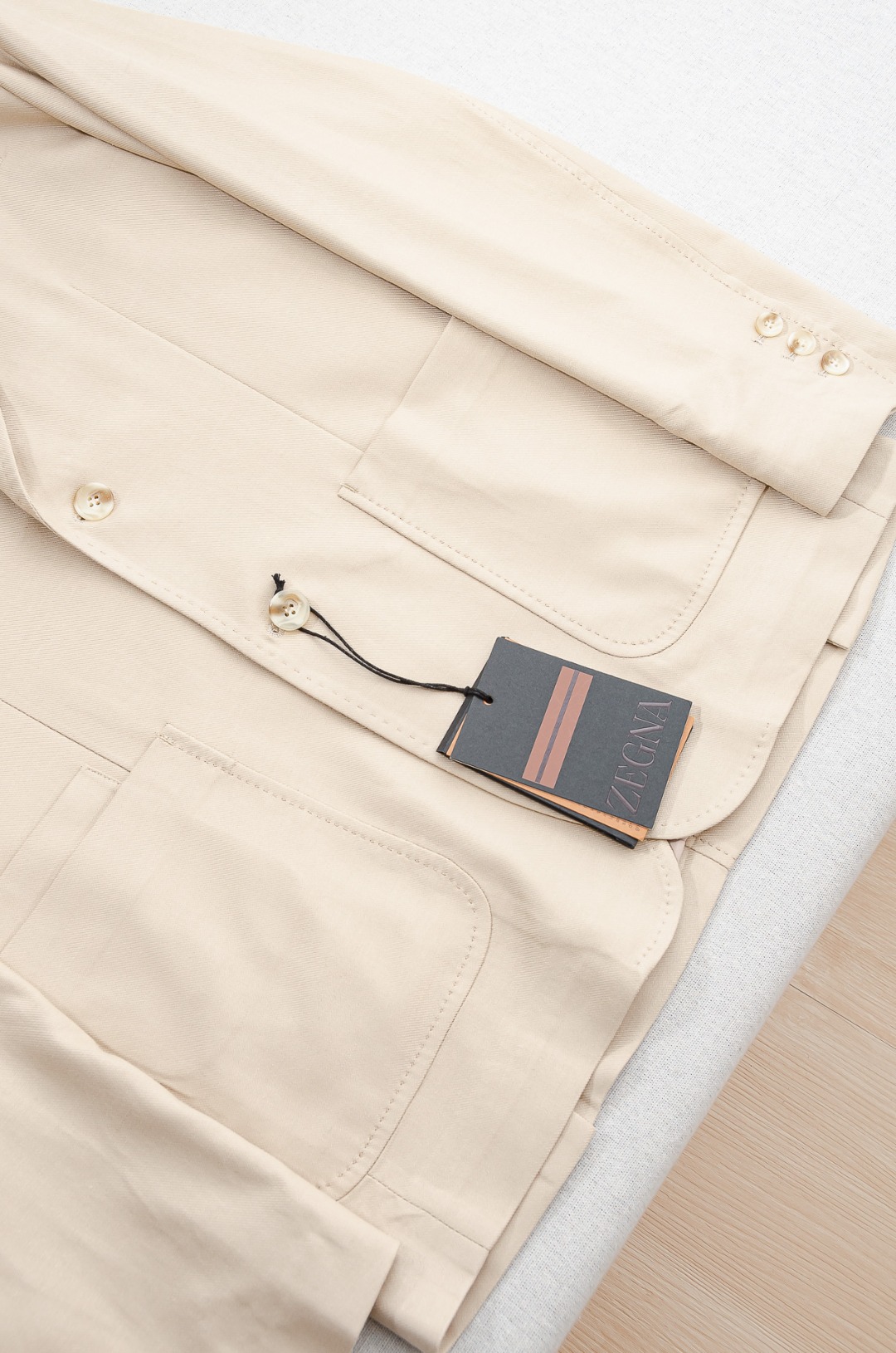 zegna杰尼亚2026ss春夏新品 亚麻混纺面料商务休闲西装#一贯的高品质标准，每一个细节都经过精心打