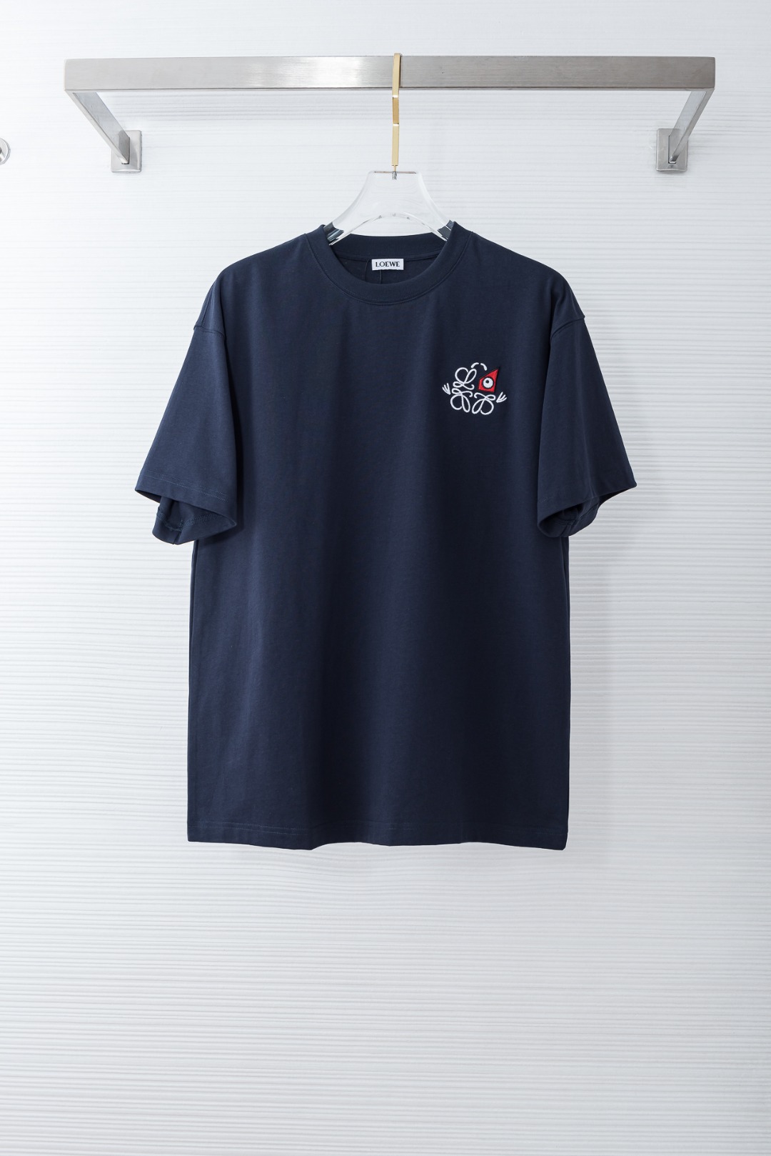 LOEWE 罗意威2026SS时尚潮人必备男士休闲圆领短袖T恤衫#设计理念潮流前卫与尚可持续，选用客供进