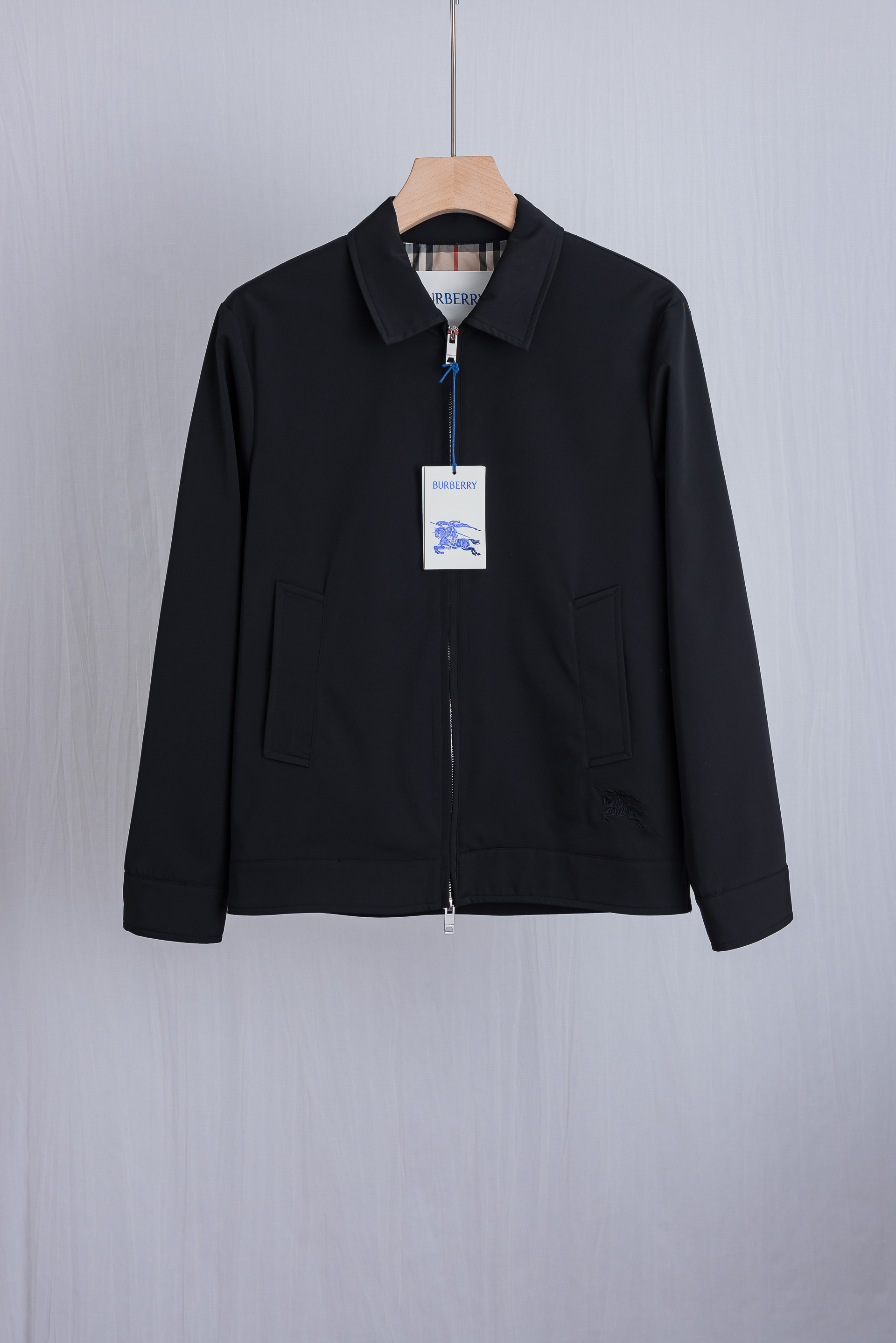 ☀️☀️2026最新 Burbe*rry巴#宝莉 男士翻领夹克外套#经典的哈灵顿（Harrington）