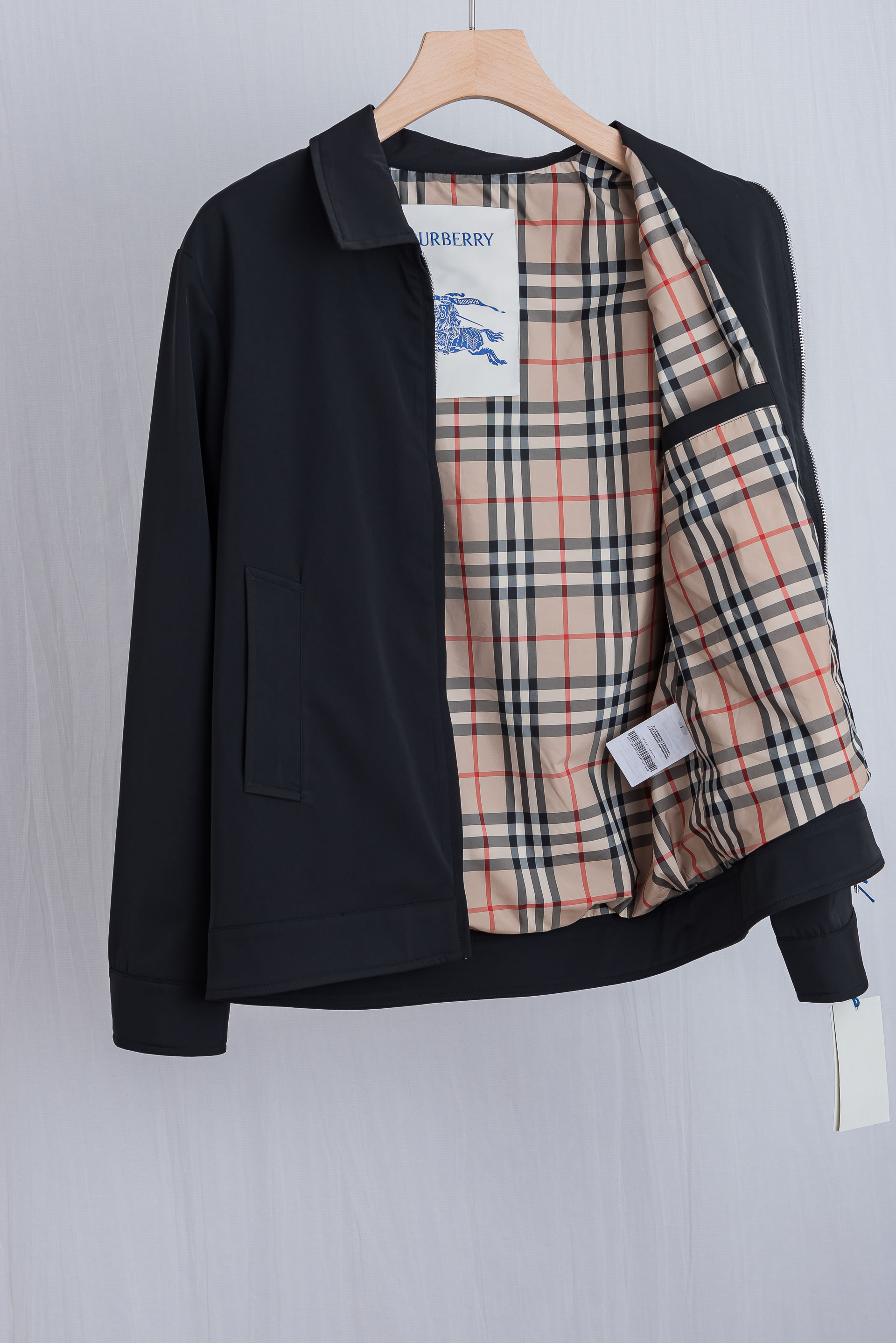 ☀️☀️2026最新 Burbe*rry巴#宝莉 男士翻领夹克外套#经典的哈灵顿（Harrington）