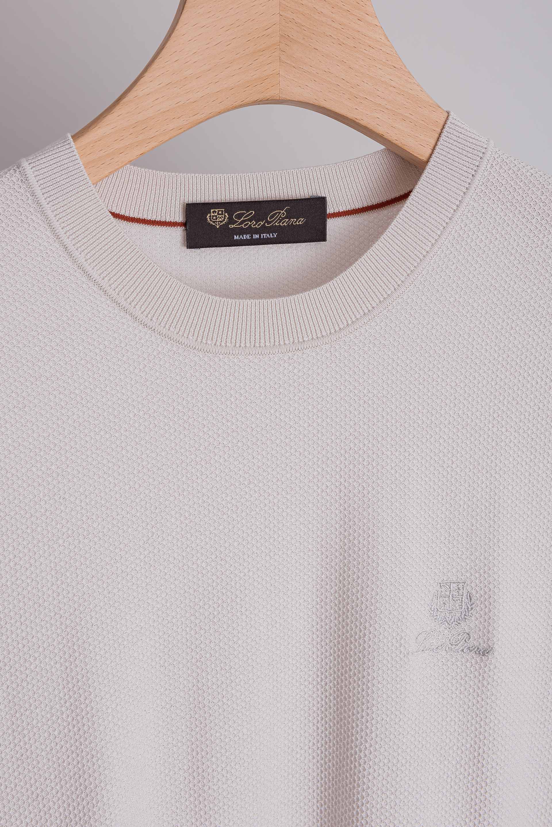 774103