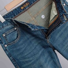 ☀️☀️Loro Piana2026男士时尚直筒牛仔长裤!最新裤装单品奉献,所有品质控男粉必须入手的极品 ☀️☀️Loro Piana2026男士时尚直筒牛仔长裤!最新裤装单品奉献,所有品质控男粉必须入手的极品