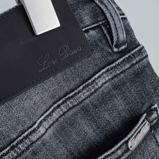 ☀️☀️Loro Piana2026男士时尚直筒牛仔长裤!最新裤装单品奉献,所有品质控男粉必须入手的极品 ☀️☀️Loro Piana2026男士时尚直筒牛仔长裤!最新裤装单品奉献,所有品质控男粉必须入手的极品