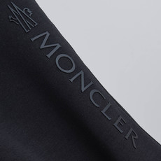 ☀️☀️ MONC* LER 2026春夏新款!徽标棉质短裤#呈现休闲版型!两个侧袋,一个后袋,采用经典 ☀️☀️ MONC* LER 2026春夏新款!徽标棉质短裤#呈现休闲版型!两个侧袋,一个后袋,采用经典