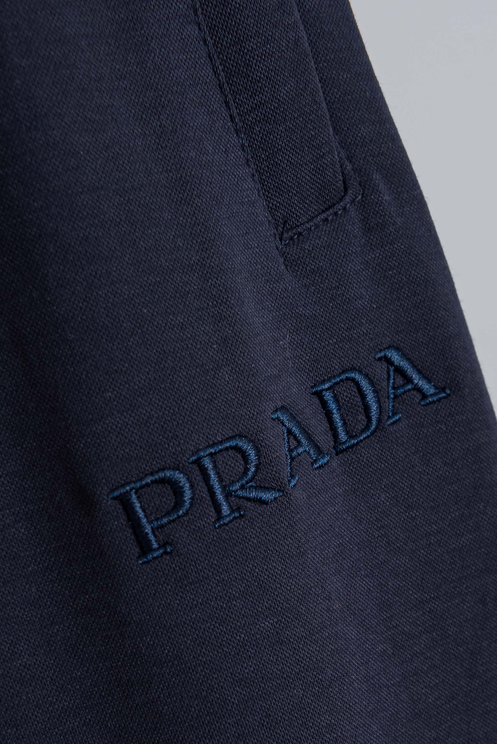 ☀️☀️Prad*  a 普拉*  达2026最新款精梳棉混纺挺括有型自带筋骨感抗皱性极强四面弹力包容性