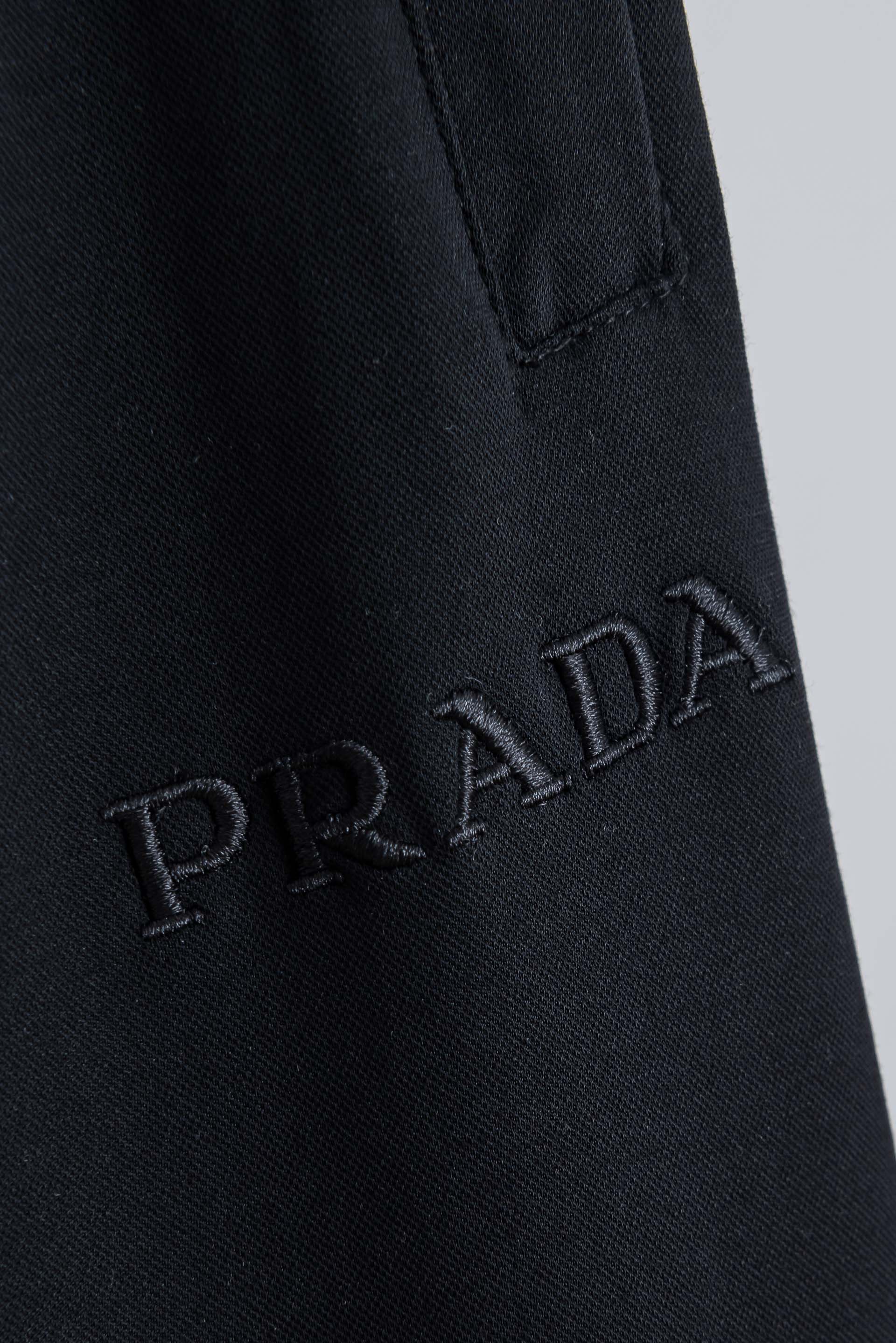 ☀️☀️Prad*  a 普拉*  达2026最新款精梳棉混纺挺括有型自带筋骨感抗皱性极强四面弹力包容性