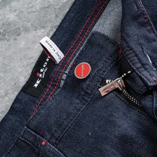 kito n2026男士时尚直筒牛仔长裤!最新裤装单品奉献,所有品质控男粉必须入手的极品,这样一条段位 kito n2026男士时尚直筒牛仔长裤!最新裤装单品奉献,所有品质控男粉必须入手的极品,这样一条段位