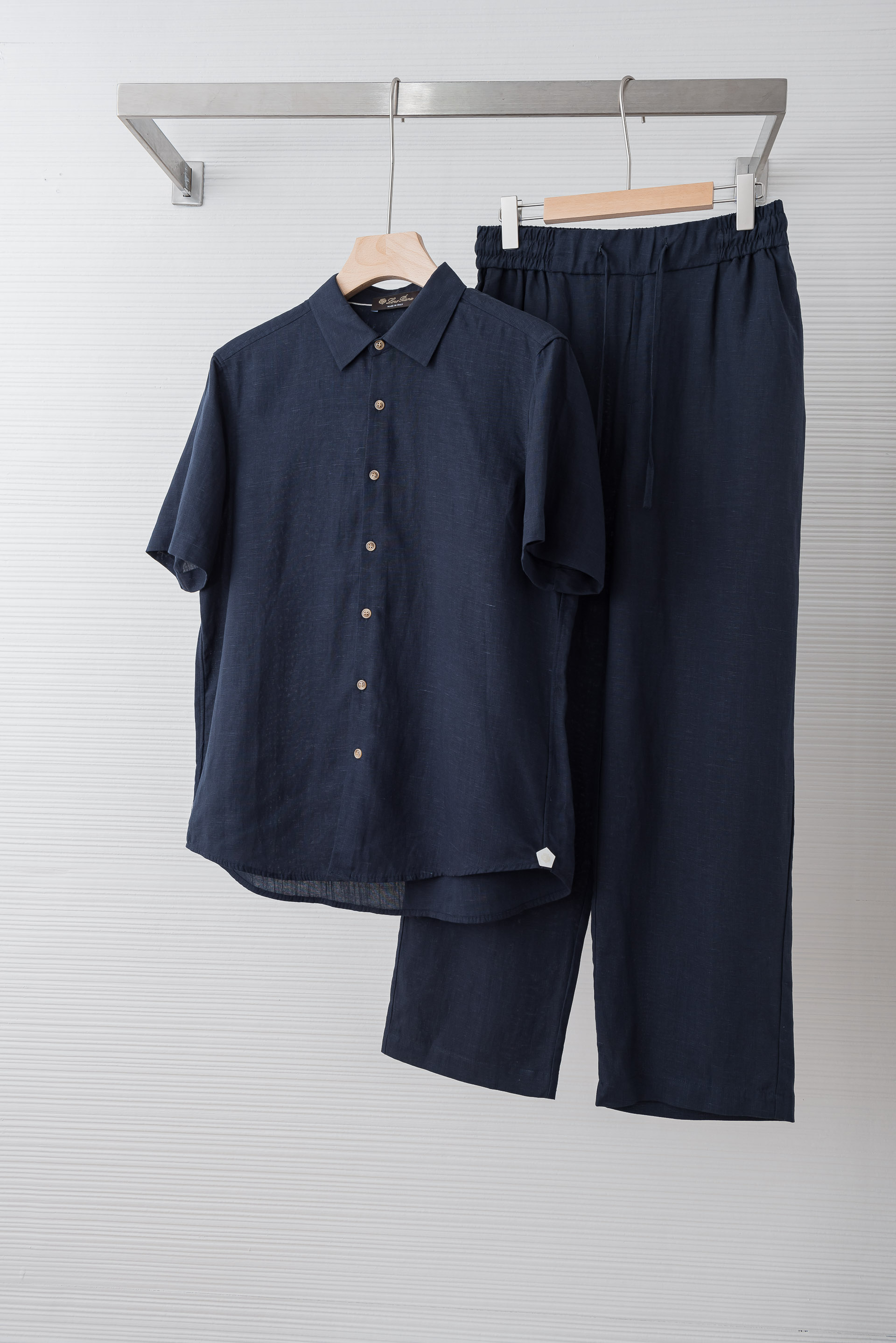 Loro Piana ss新款高品质亚麻+天丝材质廓形感男士休闲套装#  这款属于初春夏最具代表性的套装
