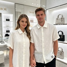 dior.男士2026SS假日风休闲衬衫#非常适合追求品质的男士!客供亚麻+蚕丝面料,亚麻被誉为“天然纤 dior.男士2026SS假日风休闲衬衫#非常适合追求品质的男士!客供亚麻+蚕丝面料,亚麻被誉为“天然纤