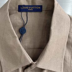 LV.男士2026SS假日风休闲衬衫#非常适合追求品质的男士!客供亚麻+蚕丝面料,亚麻被誉为“天然纤维之 LV.男士2026SS假日风休闲衬衫#非常适合追求品质的男士!客供亚麻+蚕丝面料,亚麻被誉为“天然纤维之