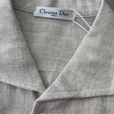 dior.男士2026SS假日风休闲衬衫#非常适合追求品质的男士!客供亚麻+蚕丝面料,亚麻被誉为“天然纤 dior.男士2026SS假日风休闲衬衫#非常适合追求品质的男士!客供亚麻+蚕丝面料,亚麻被誉为“天然纤