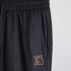 ☀️☀️ 爱马仕 2026ss最新肌理休闲裤 #亚麻混纺面料把松弛高级感焊在身上!自带低调暗纹肌理的裤 ☀️☀️ 爱马仕 2026ss最新肌理休闲裤 #亚麻混纺面料把松弛高级感焊在身上!自带低调暗纹肌理的裤
