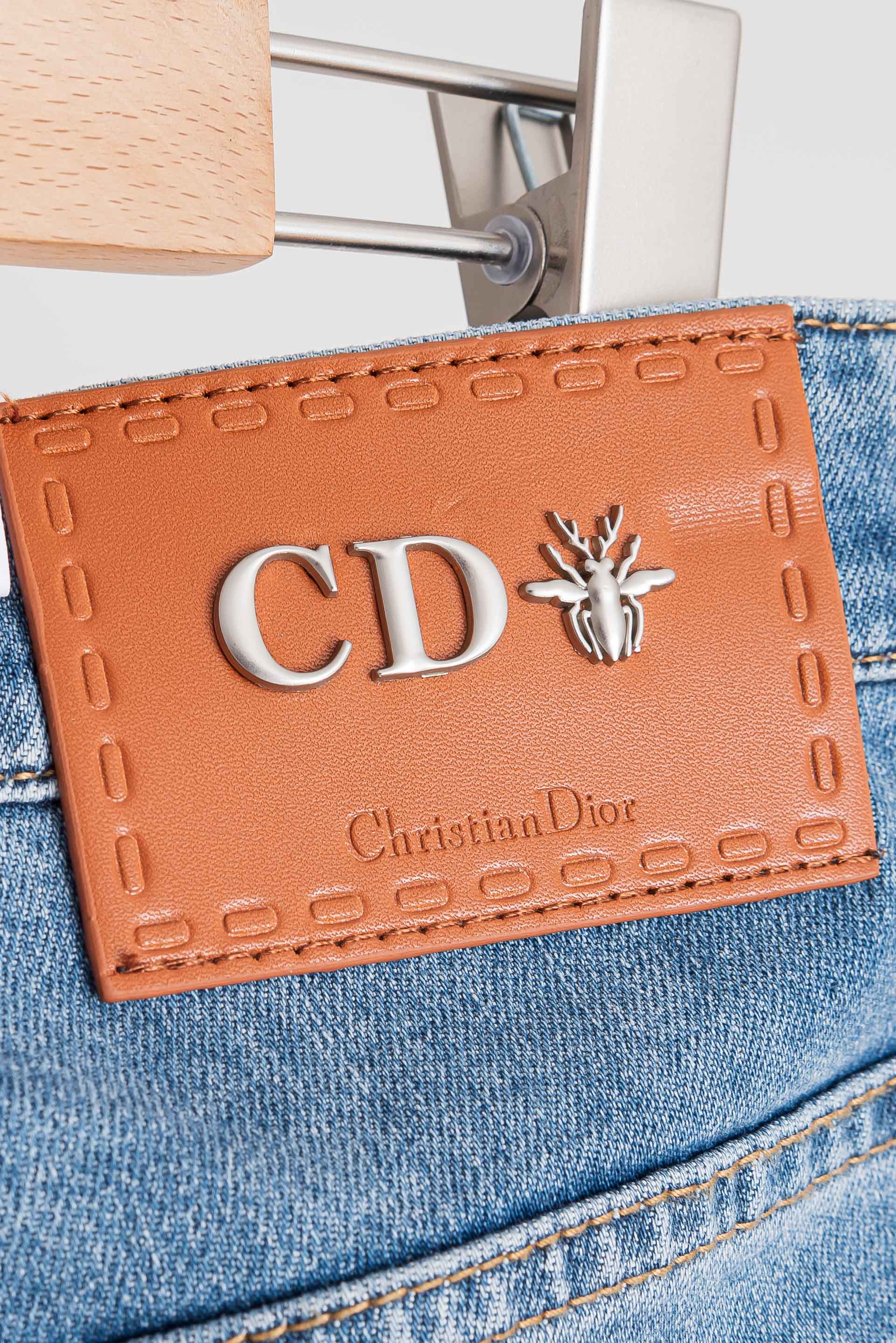 ☀️☀️Dior 2026男士时尚直筒牛仔长裤！最新裤装单品奉献，所有品质控男粉必须入手的极品，这样一条