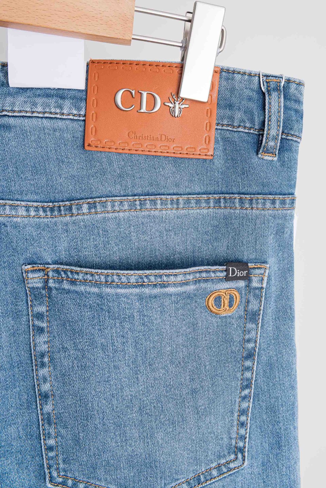 ☀️☀️Dior 2026男士时尚直筒牛仔长裤！最新裤装单品奉献，所有品质控男粉必须入手的极品，这样一条