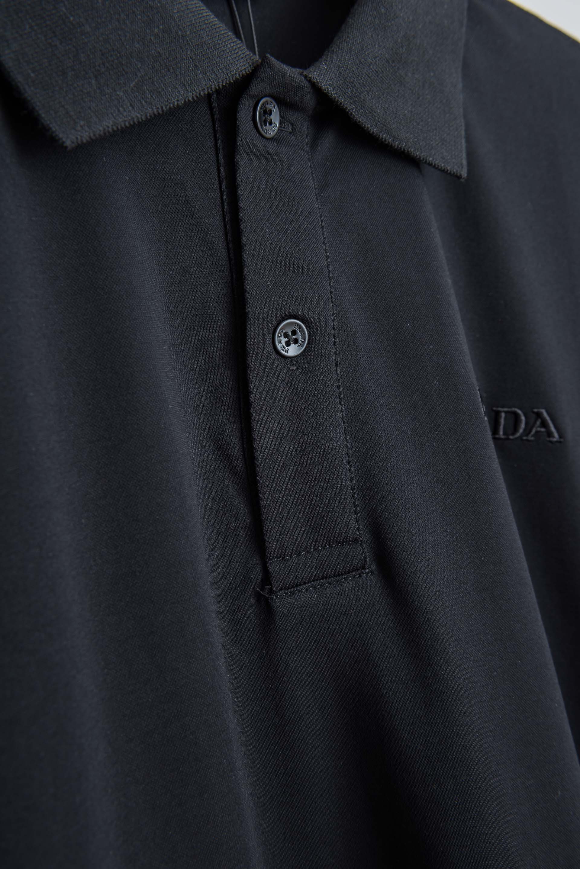 ☀️☀️ Prada 2026ss最新男士商务休闲纯色翻领短袖POLO衫#客供进口100%珠地棉面料，甄