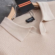 zegna2026ss最新海鸥领针织短袖!客供进口亚麻➕天丝混纺被誉为会呼吸的面料👍🏻精选客供面料亚麻+ zegna2026ss最新海鸥领针织短袖!客供进口亚麻➕天丝混纺被誉为会呼吸的面料👍🏻精选客供面料亚麻+