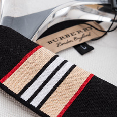 巴宝莉BURBERRY巴宝莉2026ss春夏蜂窝六角肌理具有超强透气吸湿排汗男士翻领短袖POLO衫#面料选用客供进口10 巴宝莉BURBERRY巴宝莉2026ss春夏蜂窝六角肌理具有超强透气吸湿排汗男士翻领短袖POLO衫#面料选用客供进口10