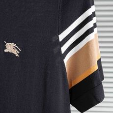 BURBERRY巴宝莉 2026男士针织翻领短袖衫!采用高端进口针织Elite面料!弹力持久、质感高级, BURBERRY巴宝莉 2026男士针织翻领短袖衫!采用高端进口针织Elite面料!弹力持久、质感高级,