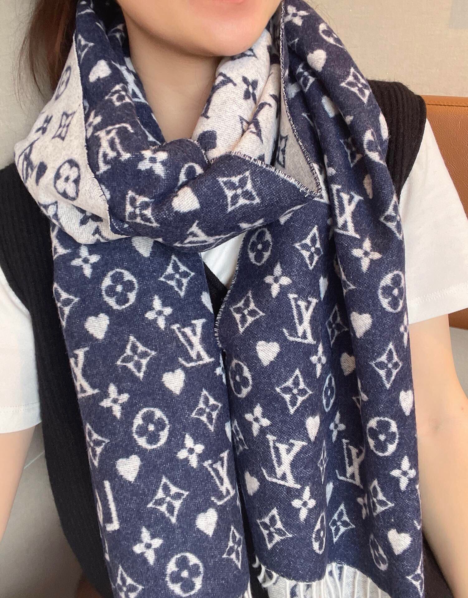 Louis Vuitton Scarf Black Grey Milk Tea Color Cashmere Winter Collection