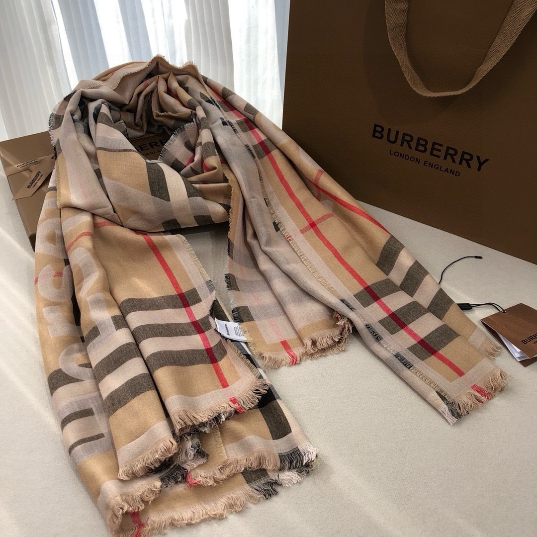 Burberry博柏利双面流苏围巾经典签名系列超大尺寸100*220cm