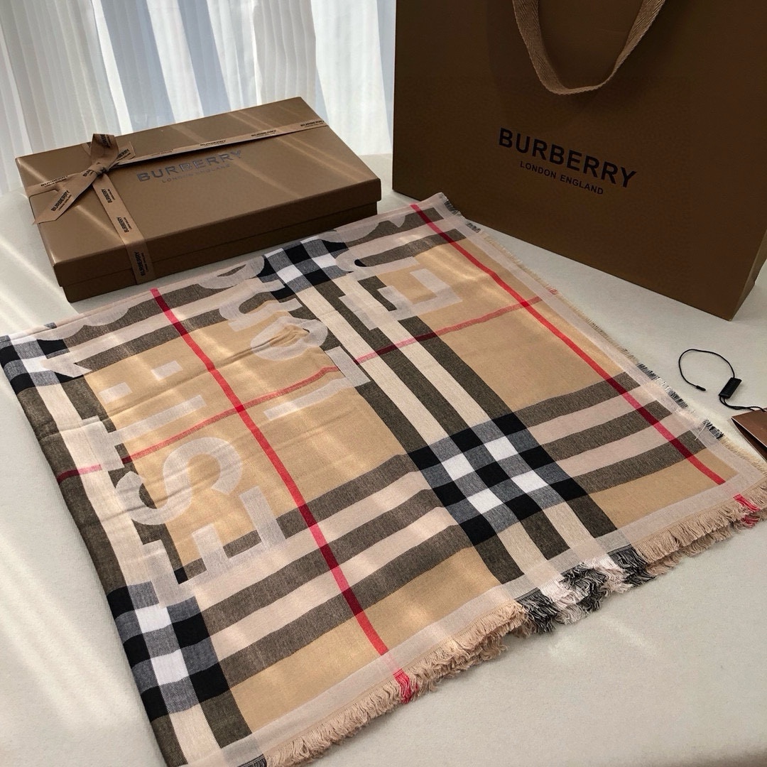 Burberry博柏利双面流苏围巾经典签名系列超大尺寸100*220cm