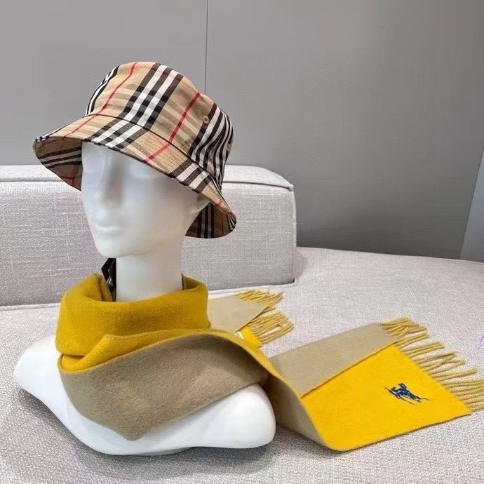 BURBERRY • 蓝骑士 4