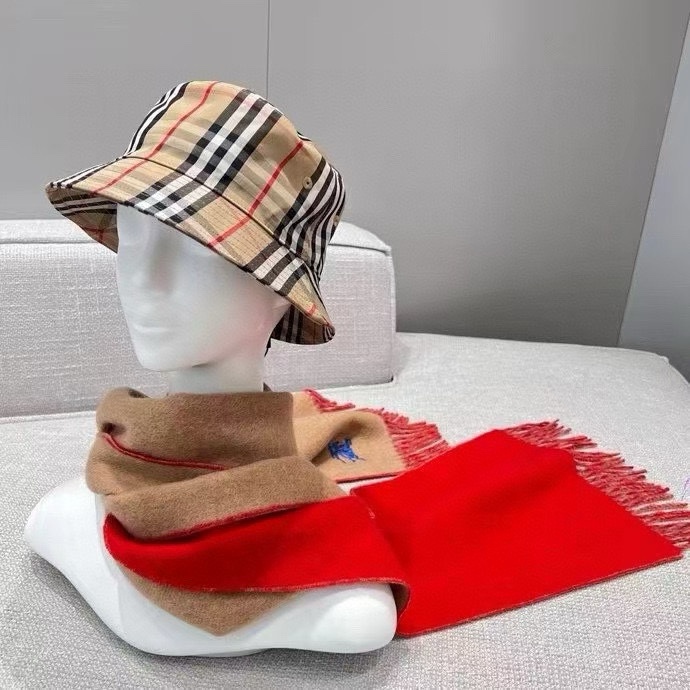 BURBERRY • 蓝骑士 5