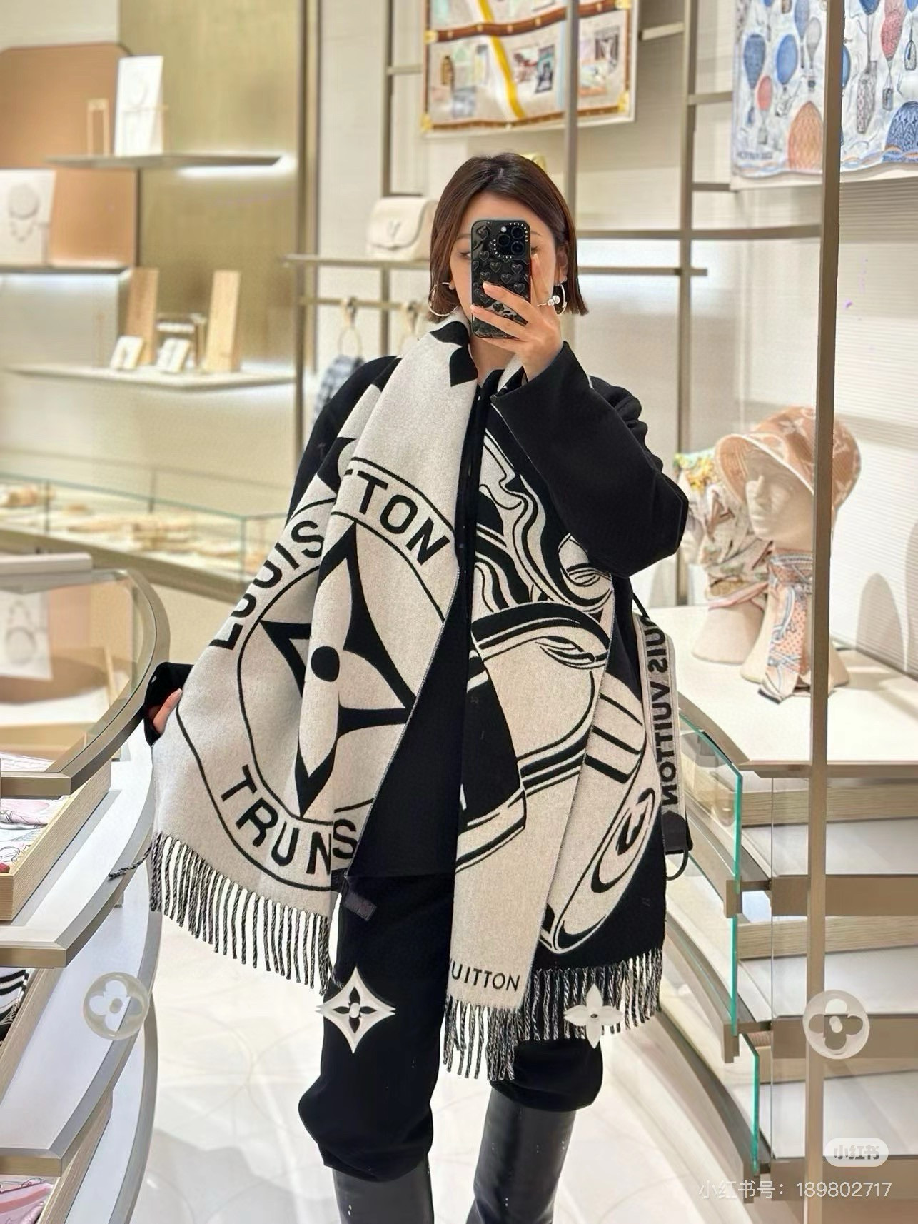 NO:188428,Wear a high-version scarf, a high-version scarf19860909佩戴图高版本围巾,高版本围巾,scarf