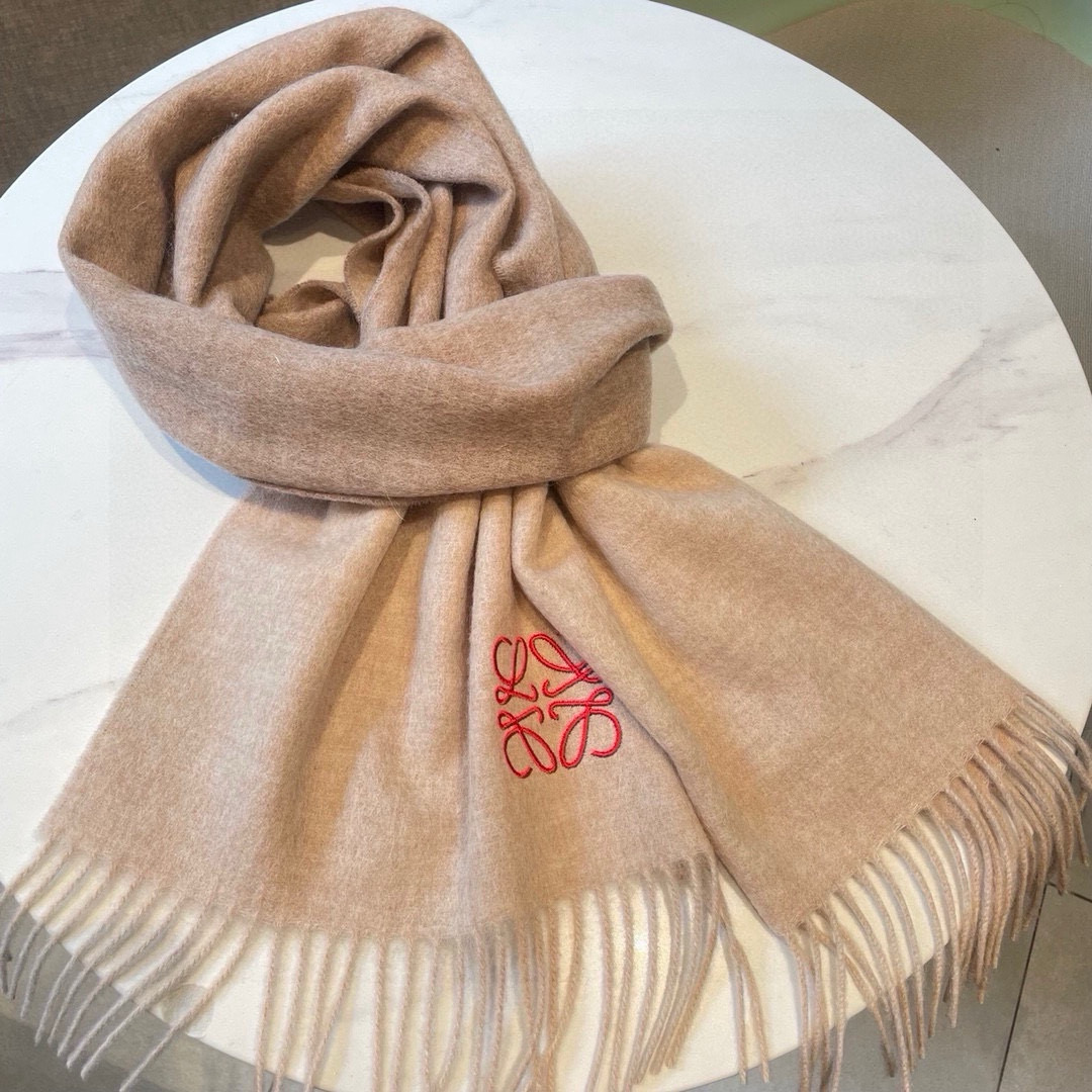 A CLASSIC MALE-FEMALE SCARF THAT CONTAINS 90% WOOL AND 10% WOOL IN WINTER - 图片 6
