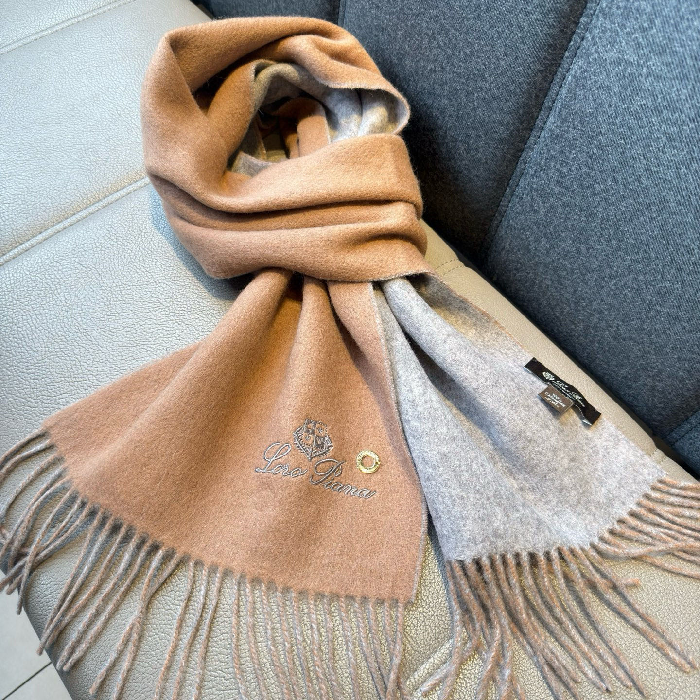 Luxurious Loro Piana Double-Colored Wool Scarf for Autumn in Noyoya, 263. - 图片 8