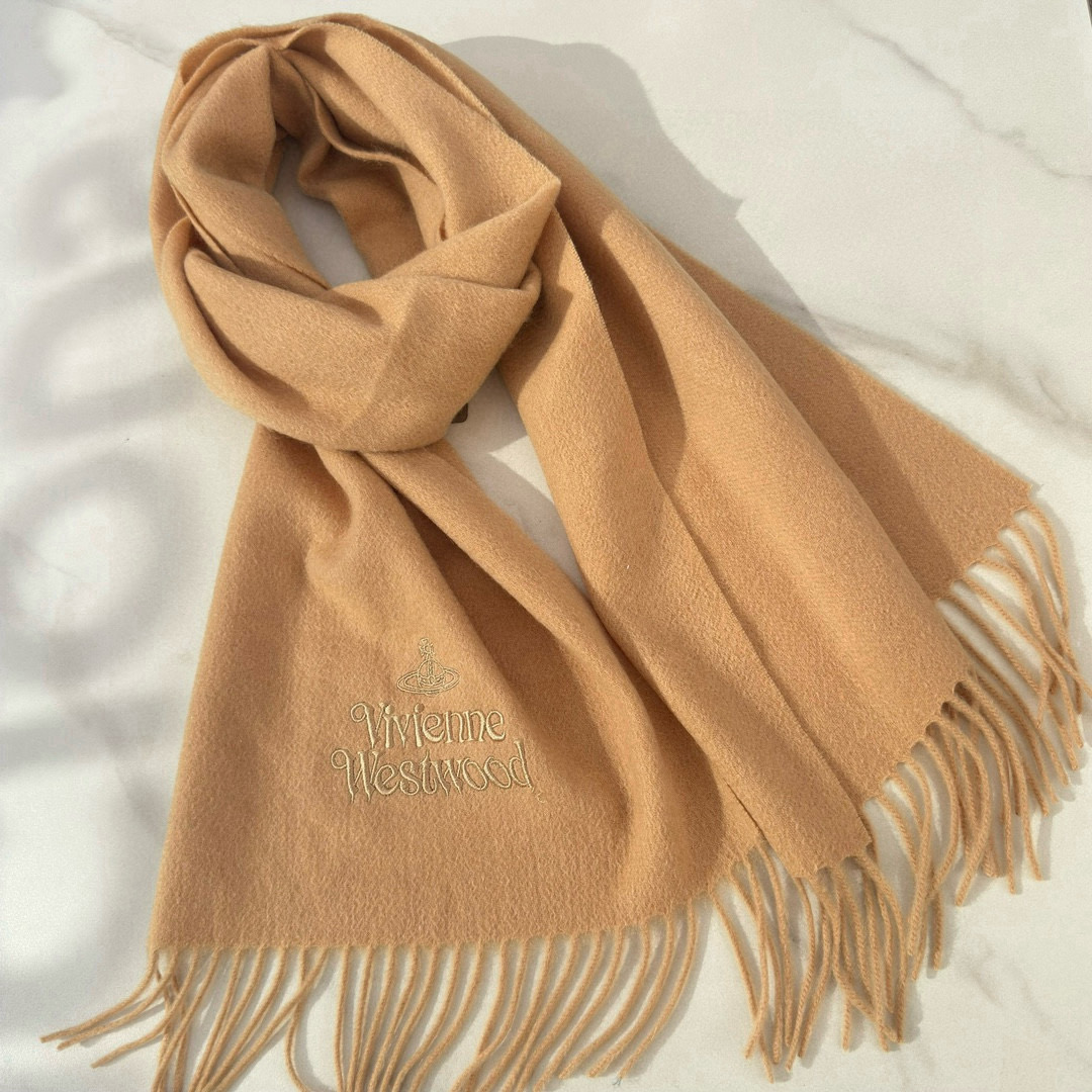 Vivienne Westwood: New Collection Featuring Luxury Items and Accessories - 图片 8