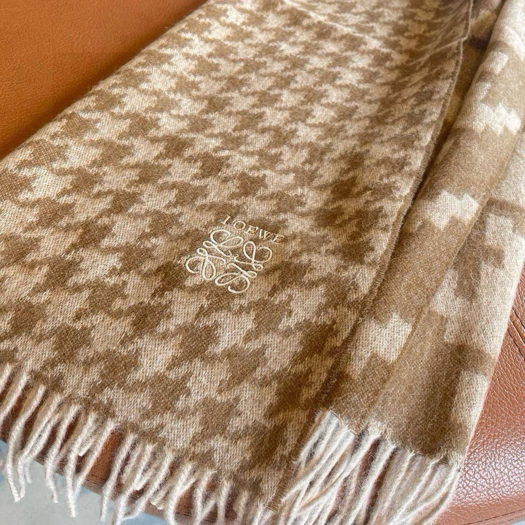 Lovewe’s Limited Edition Couple Scarf: Super Soft and Invincible Price! - 图片 7
