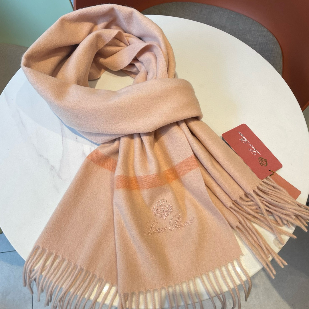 Luxurious Loro Piana Scarf in High-Quality Wool with Waterweed Detail - 图片 8