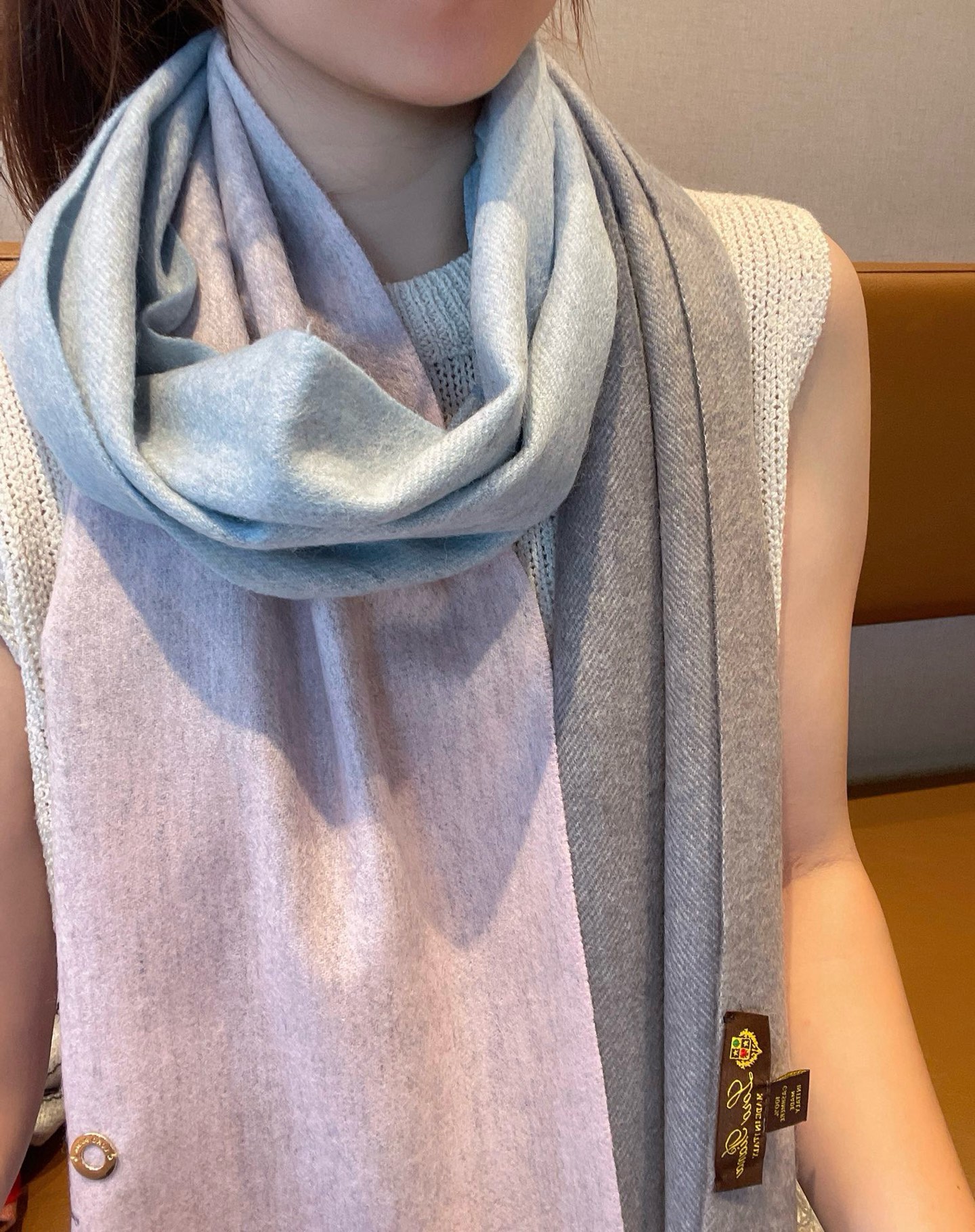Luxurious Loro Piana Scarf Collection: High-Quality Wool in Vibrant Colors