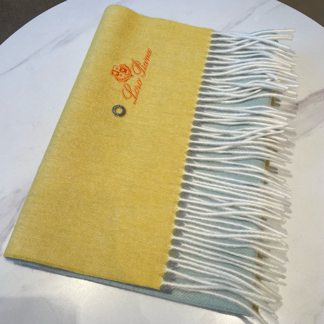 Luxurious Loro Piana Wool Scarf Collection: High-Quality, Colorful, and Timeless - 图片 7