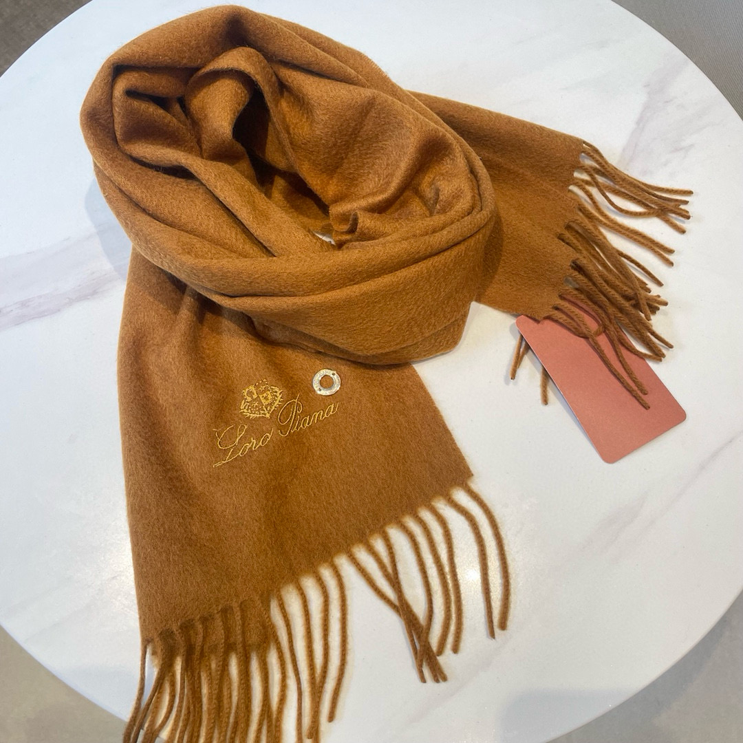 Luxurious Loro Piana Cashmere Scarf: High Quality, Italian Craftsmanship, Timeless Elegance - 图片 6