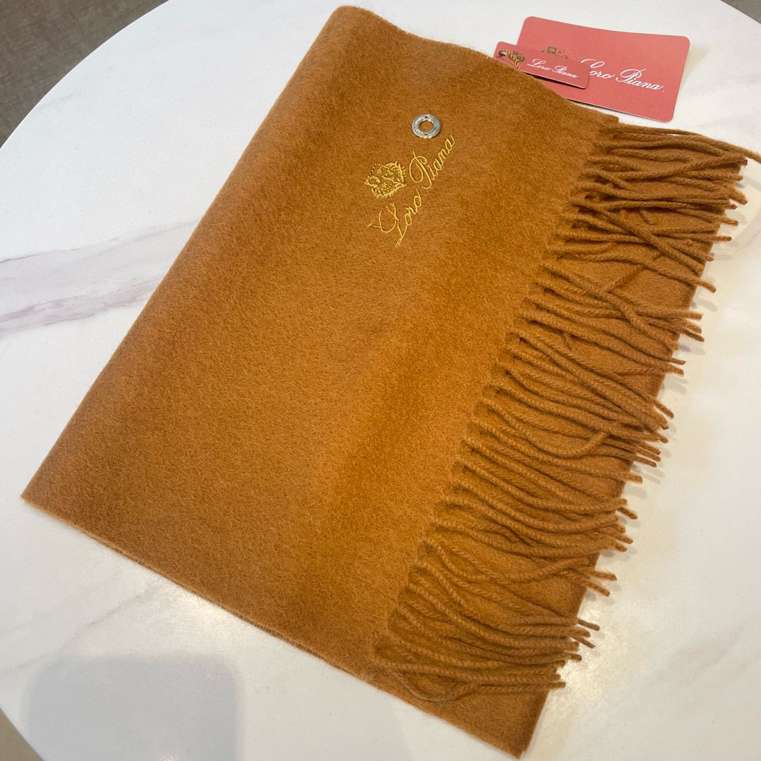 Luxurious Loro Piana Cashmere Scarf: High Quality, Italian Craftsmanship, Timeless Elegance - 图片 4