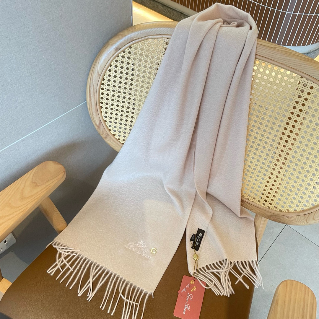 Loro Piana Luxury Cashmere Scarf Collection: High Quality, Italian Craftsmanship, Timeless Elegance - 图片 7