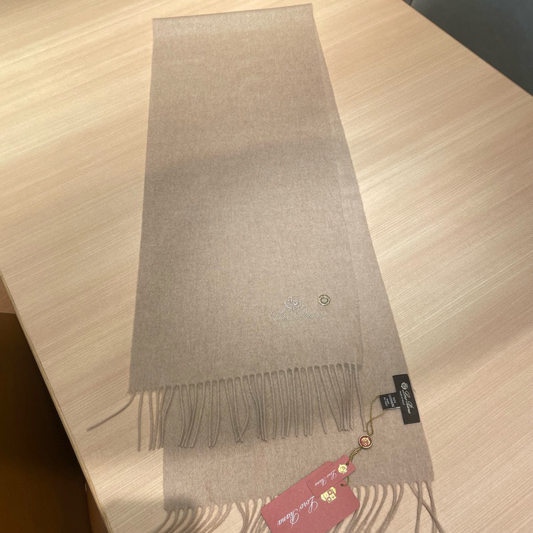 Loro Piana Cashmere Scarf: Luxury Italian Craftsmanship, Unmatched Quality, Timeless Elegance - 图片 9