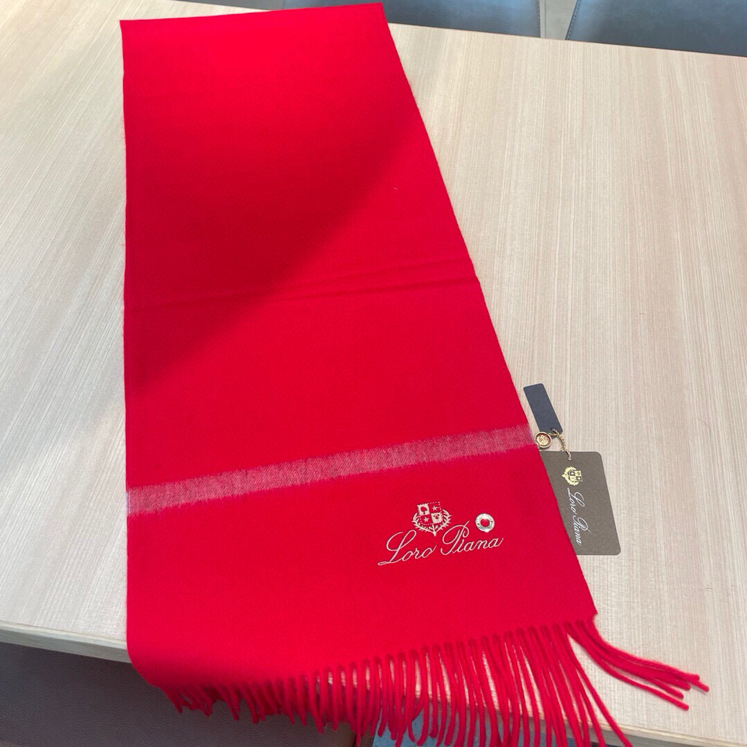 Luxurious Loro Piana Wool Scarf with Water-Coated High-Level Details - 图片 5