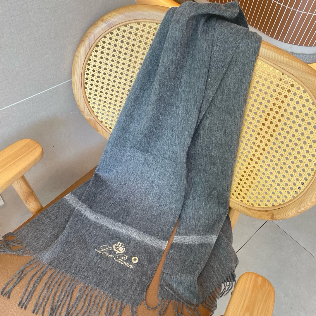 Luxurious Loro Piana Scarf: High-Quality Wool, Water-Coated, Functional and Stylish - 图片 9
