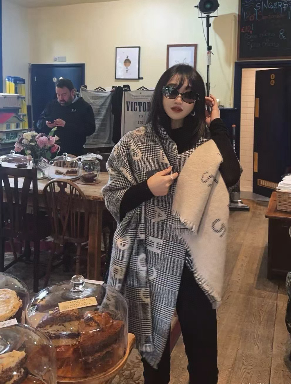 🆕24cocoChanel系列，张予曦同款围巾，被誉为24年香奶奶最好看的一款，最值得入手的一条，一面千