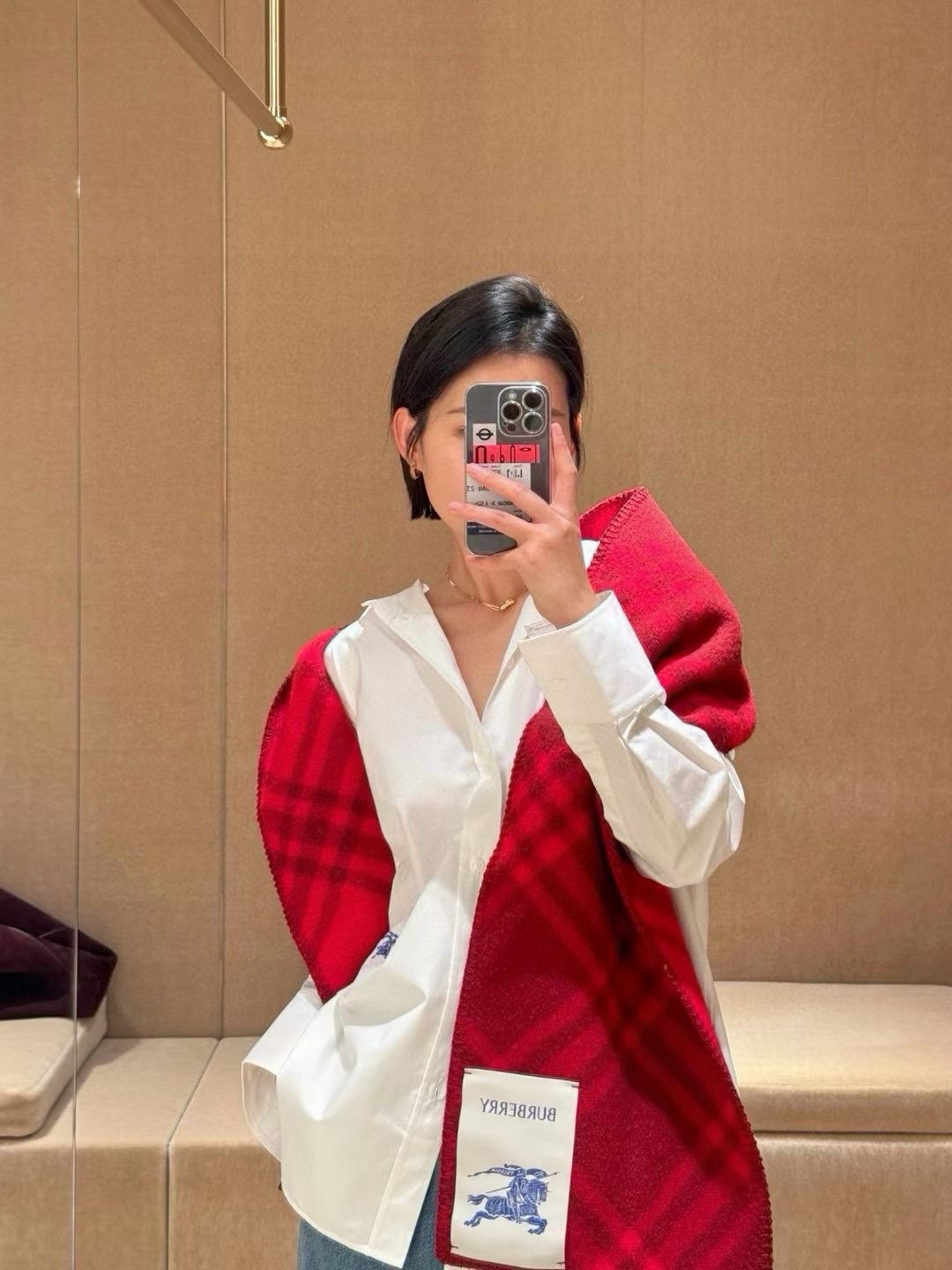 🆕新款全智贤同款，搭配情侣款绝绝子呀，美爆了的款，柜子一上市就售罄，排队都买不到的款，低调的奢侈感❗️这