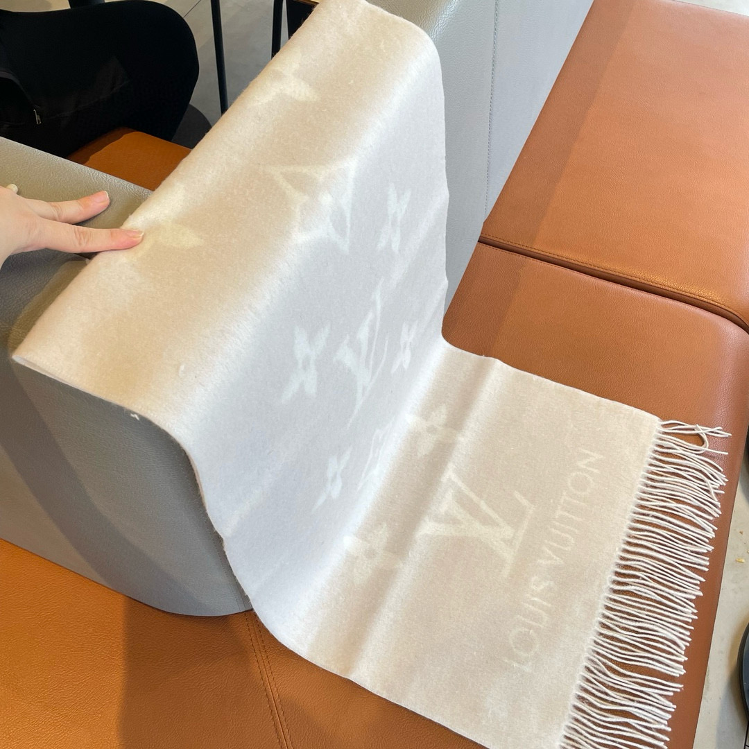 🆕【高端芯片版本】Louis Vitton · 霍思燕同款披肩围巾两用【带芯片+二维码+一色一编码】❗️