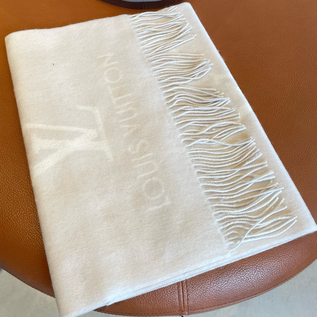 🆕【高端芯片版本】Louis Vitton · 霍思燕同款披肩围巾两用【带芯片+二维码+一色一编码】❗️