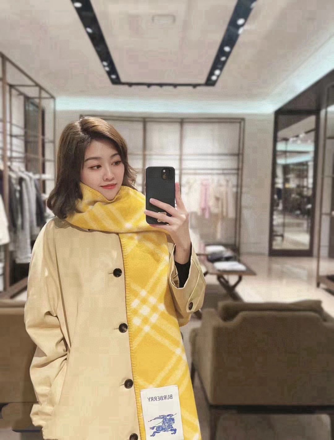 🆕2024年新款全智贤同款，搭配情侣款绝绝子呀，美爆了的款，柜子一上市就售罄，排队都买不到的款，低调的奢