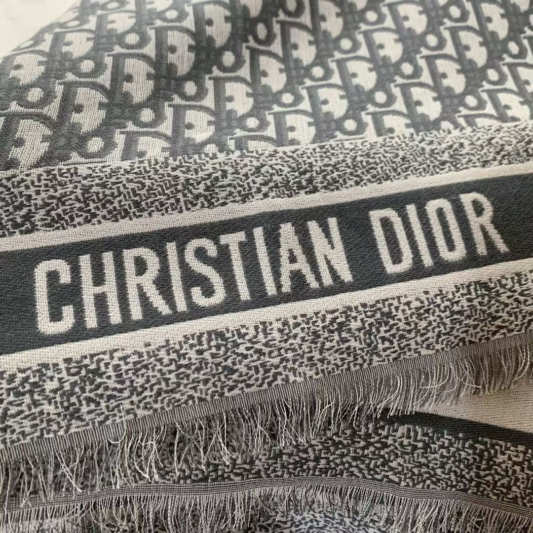 🆕【▪️高段位！是Dior的女人！经典旧花新演绎！！】实物有被惊艳到！！Dior今年秋冬新出的Canna