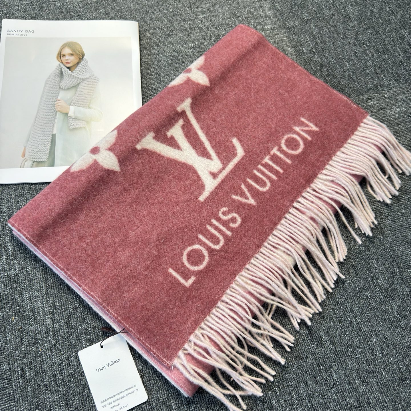 🆕【M77375】Louis Vuitton · REYKJAVIK GRADIENT渐变羊绒围巾❗️【